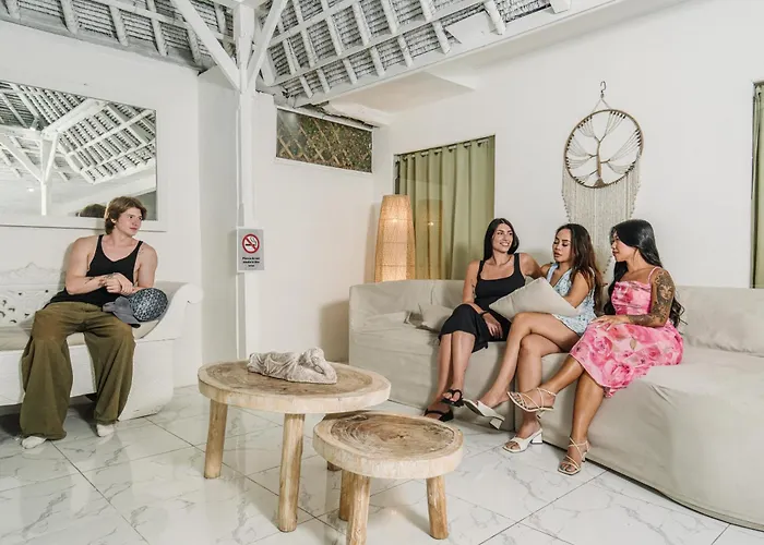 Villa, Pool, 2 Min To Double Six Seminyak